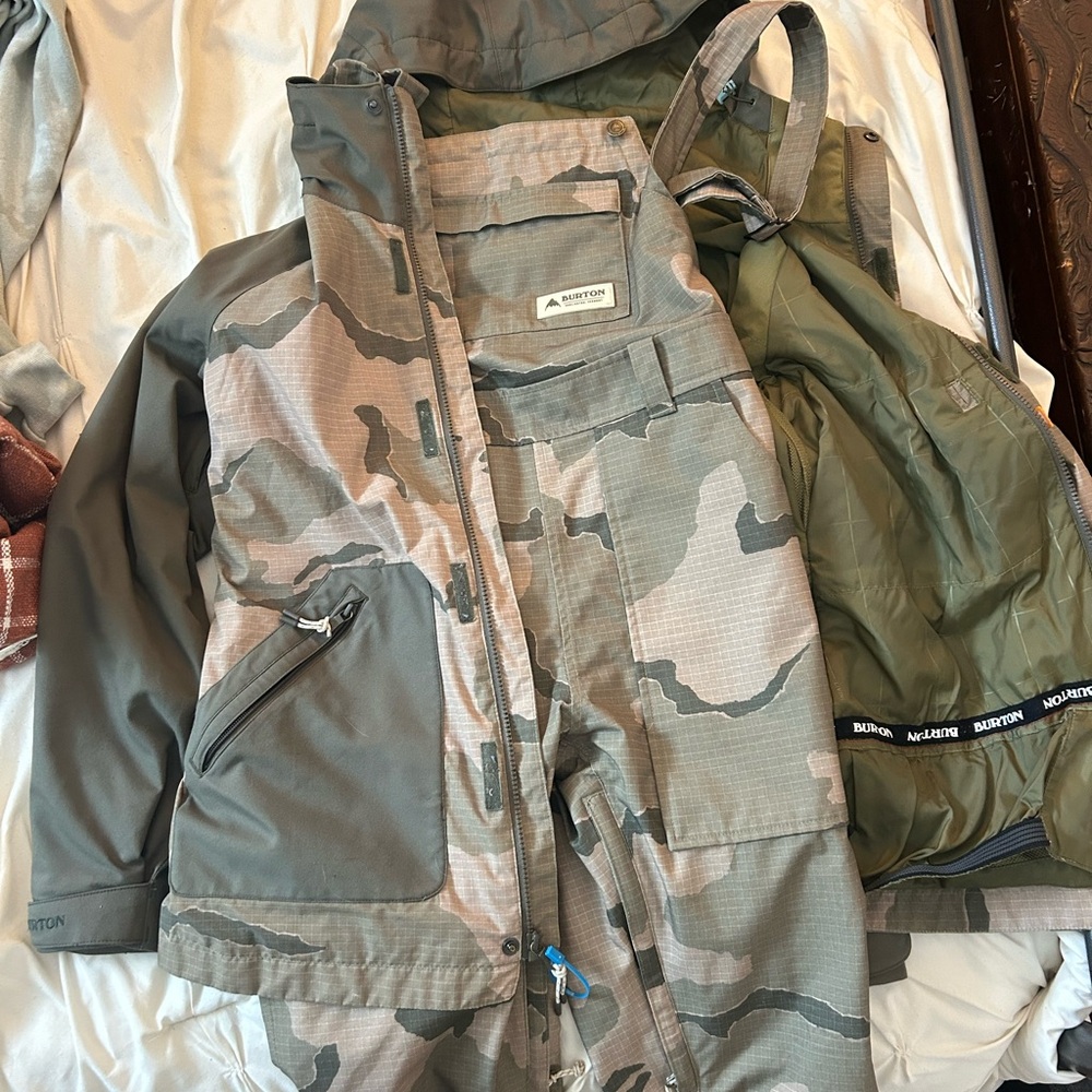 Burton Living Lining Bib and Jacket